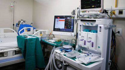 Investigações têm como foco averiguar suposta organização de carteis para superfaturar equipamentos hospitalares no Rio.