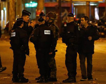 Pol&iacute;cia francesa busca pistas sobre terroristas