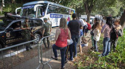 Jogadores brasileiros no Irã vivem impasse após ataque dos EUA