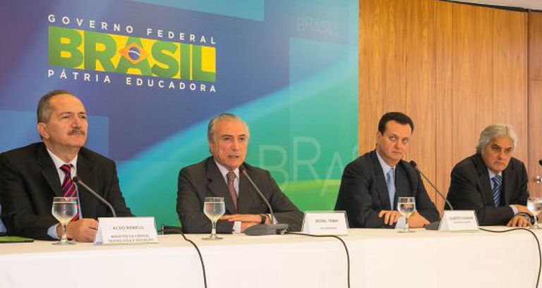 Rebelo, Temer, Kasab e Amaral durante entrevista coletiva.