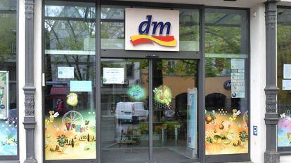Uma loja da farmácia dm em Friedberg, perto de Frankfurt, na Alemanha.