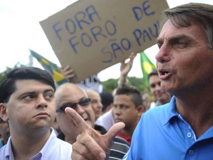 Bolsonaro, em marcha que pediu a intervenção militar no Brasil.