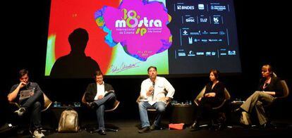 Encontro de produtores brasileiros e espanhóis durante a Mostra.