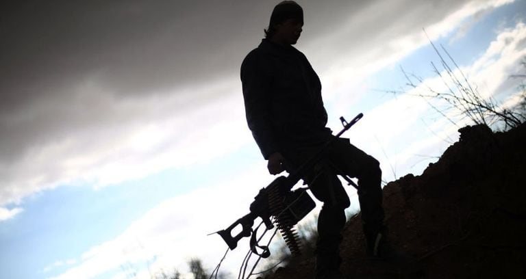 Combatente do Jaysh al-Islam nas proximidades de Damasco.