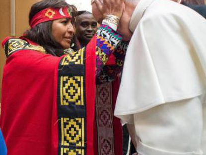 Visita de &iacute;ndios mapuches ao Vaticano em fevereiro de 2017