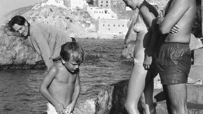 Leonard Cohen e Marianne Ihlen na Grécia, em 1960.