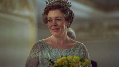 Olivia Colman na quarta temporada de ‘The Crown’. A série tem seis candidaturas no Globo de Ouro 2021.
