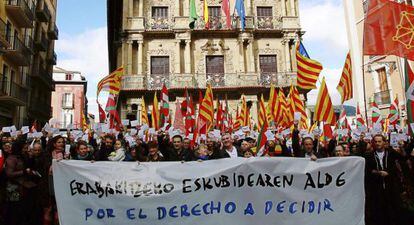 Ato em apoio &#039;direito de decidir&#039;, em Pamplona.  