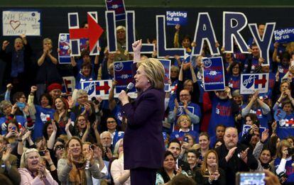Hillary Clinton realiza um evento em Nashua, New Hampshire.