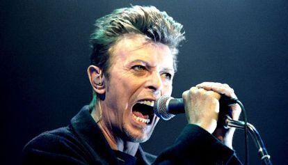 David Bowie durante um de seus concertos em Viena, em 1996.