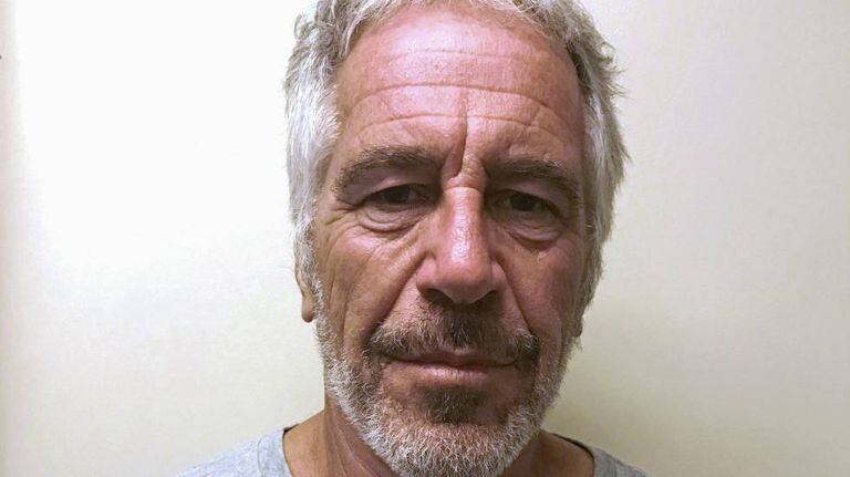 Fotografia de Jeffrey Epstein no registro de delinquentes sexuais.