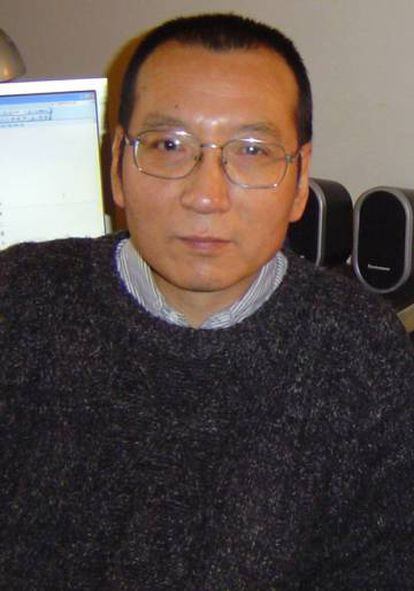 Foto de 2005 do dissidente chinês Liu Xiaobo.