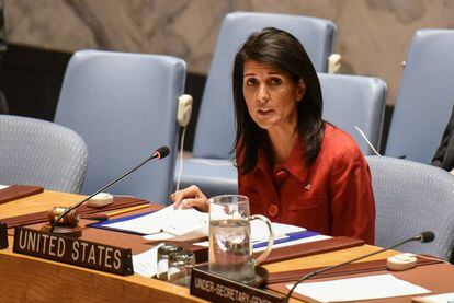 A embaixadora Nikki Haley durante reunião no Conselho de Segurança da ONU em 7 de abril, em Nova York.