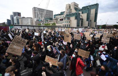 Manifestação antirracista em Londres neste domingo.