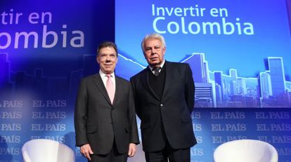 Juan Manuel Santos, presidente da Colômbia, e Felipe González. / ULY MARTIN