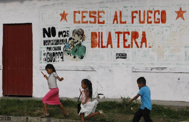 Nos povoados e campos do departamento colombiano de Cauca, golpeado muitos anos pela guerra, a paz enche de esperança quem sofreu com o conflito.