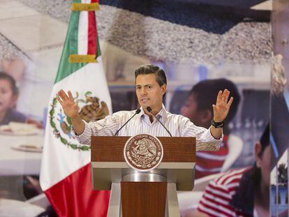 O presidente Enrique Peña Nieto, na quinta-feira passada, durante um ato em Guerrero em que anunciou medidas para reativar a economia do Estado.