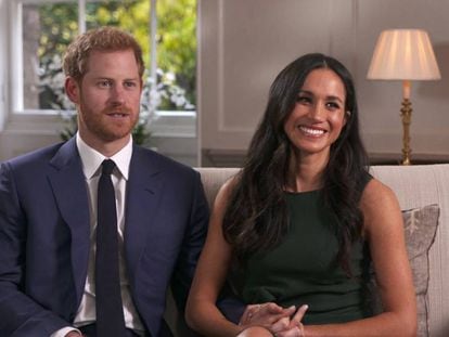 O príncipe Harry e a atriz Meghan Markle, no dia em que anunciaram o noivado.