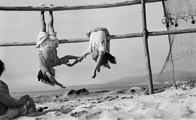 As filhas do pescador, Los Horcones, Chile, 1956.
