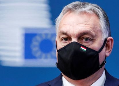 O primeiro-ministro húngaro, Viktor Orbán, chega à cúpula europeia de dezembro de 2020, em Bruxelas.
