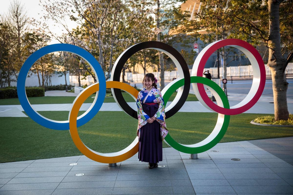 Jogos Olímpicos Tóquio 2021 Jogos Olímpicos Verão Jogos Olímpicos Bandeira  fotos, imagens de © o_kosta #470457054