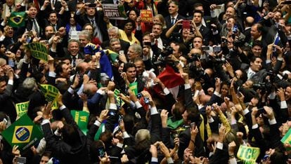 Deputados no Congresso brasileiro