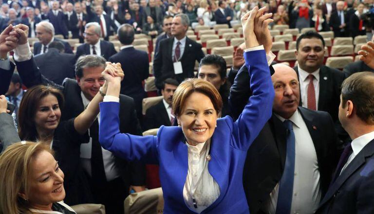 A nacionalista Meral Aksener