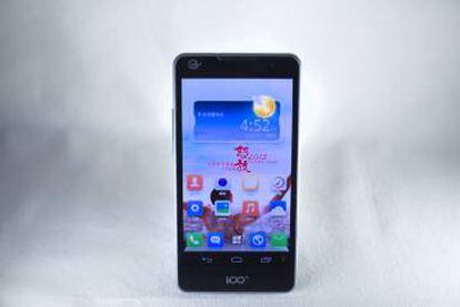 O extinto 100+ foi apresentado como o celular com que a Digione enfrentaria a Xiaomi em 2013. ZA