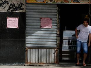 Comércio no Rio de Janeiro está fechado por determinação da prefeitura.