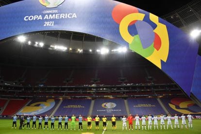 selección de Uruguay y la de Argentina, durante la Copa América