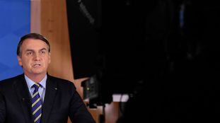  Bolsonaro, que na TV defendeu o uso da  hidroxicloroquina contra o coronavírus. 