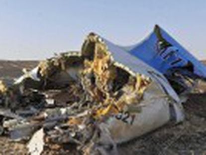 Reino Unido acredita que uma bomba pode ter derrubado o avião russo que saiu de Sharm el Sheikh, no Egito