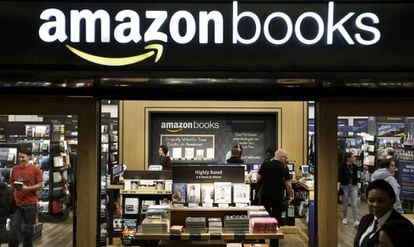 Primeira livraria física da Amazon, inaugurada no ano passado em Nova York.