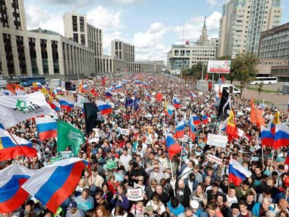 Manifestantes protestam por eleições livres em Moscou, em 20 de julho de 2019.