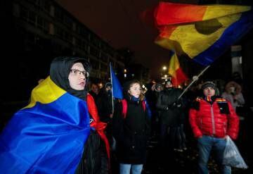 Estudantes protestam no domingo em Chisinau, contra a eleição de Igor Dodon.
