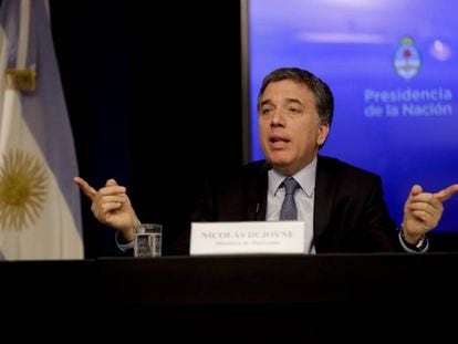 O ministro da Fazenda, Nicolás Dujovne, detalha o plano de ajuste fiscal apresentada na segunda-feira pela Argentina.