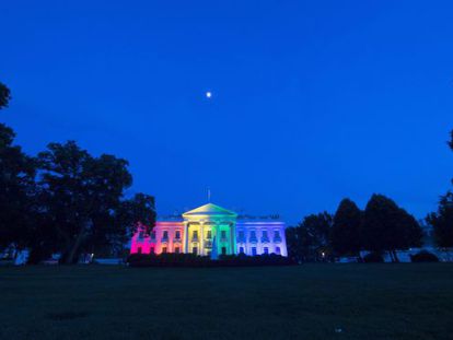 A Casa Branca transformou-se por algumas horas na Casa do Arco-íris.