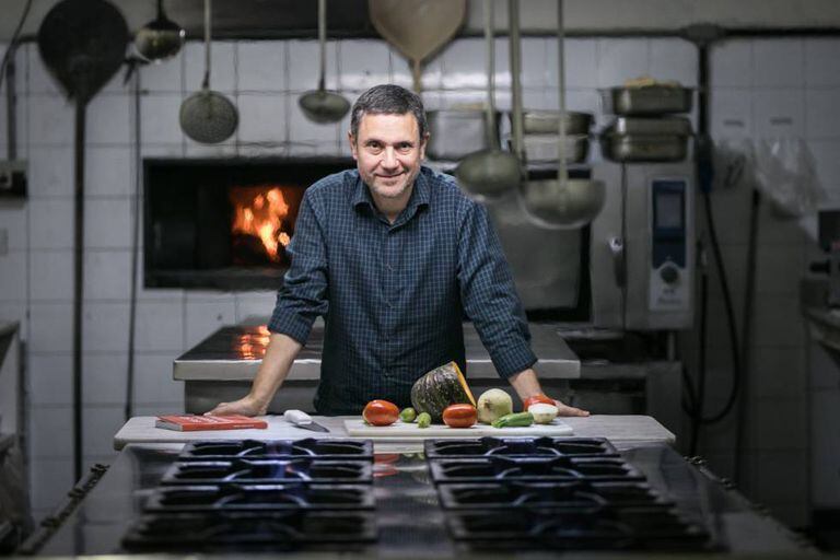 O crítico gastronômico Luiz Américo Camargo.