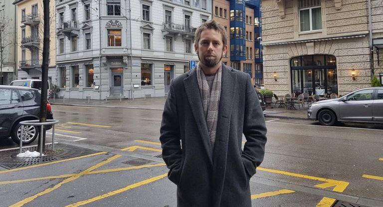 Peter Dahlin, em um autorretrato feito em Zurique.
