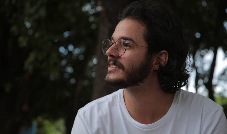 Túlio Gadelha durante entrevista ao EL PAÍS, no Recife.