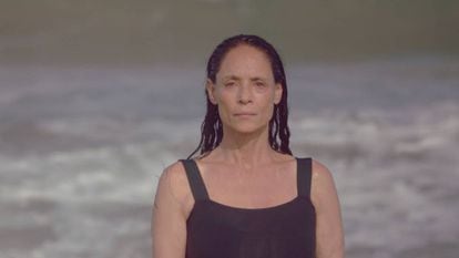 Vários fatores influenciam para que algumas pessoas envelheçam melhor do que outras. Na imagem, a atriz Sônia Braga aparece em uma cena do filme 'Aquarius' (2016).
