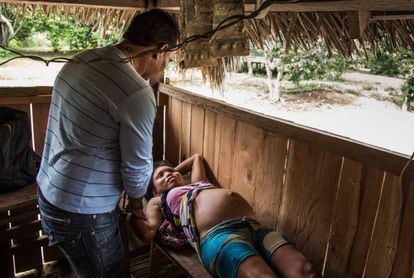 Profissional do Mais Médicos faz atendimento em Tarauacá (AC).