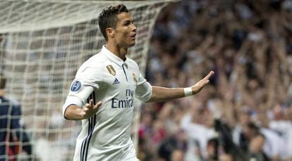 Cristiano Ronaldo marcou três vezes no Santiago Bernabéu.