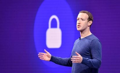 O fundador de Facebook, Mark Zuckerberg, durante evento em San José, na Califórnia, em maio