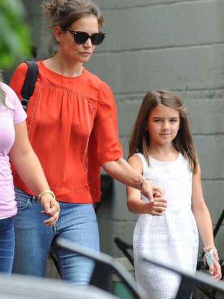 Katie Holmes e Suri Cruise, em Nova York: filha da atriz com Tom Cruise estuda na unidade da escola Avenues em Nova York.