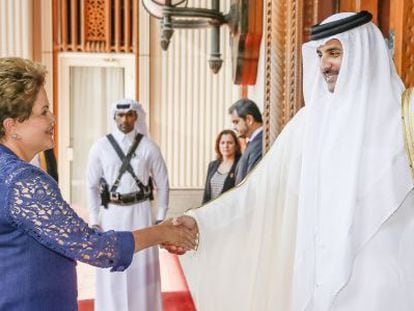 Dilma encontra o emir do Catar, xeque Tamim bin Hamad Al Thani.