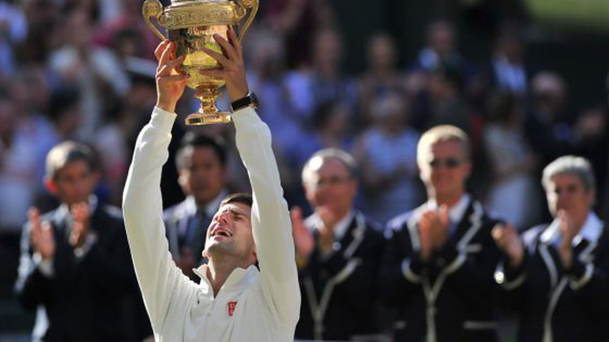 Bola Amarela - Domínio TOTAL de Novak Djokovic no primeiro set diante de  Rafa Nadal. 6-2 e apenas três pontos perdidos no serviço. Há volta a dar?