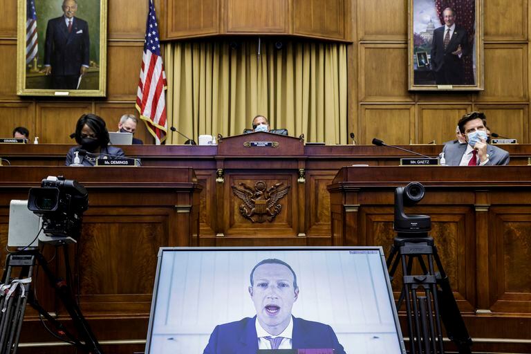 Mark Zuckerberg, durante um depoimento por videoconferência numa audiência antimonopólio do Congresso dos EUA, em julho.