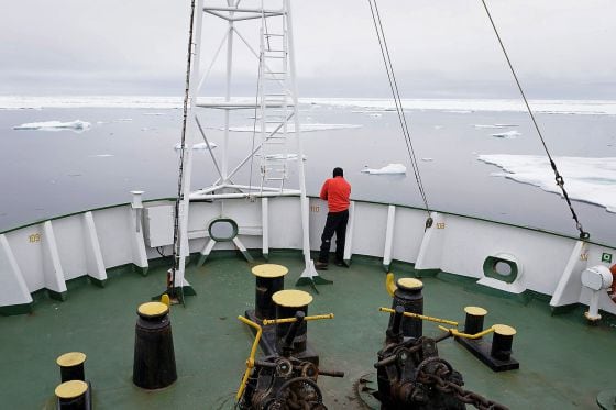 A bordo do 'Esperanza', barco do Greenpeace.