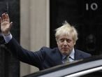 El primer ministro británico, Boris Johnson, camino del palacio de Buckingham para recibir el encargo de la Reina de formar gobierno tras vencer en las elecciones.